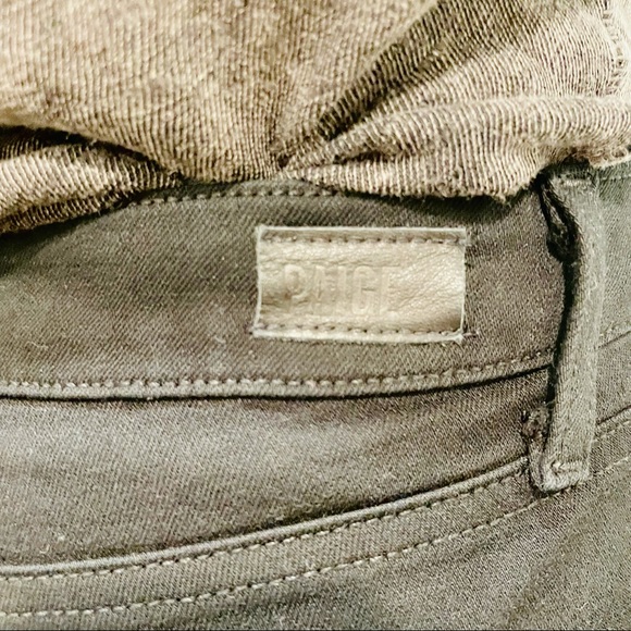 PAIGE Verdugo Crop Distressed - Picture 10 of 11